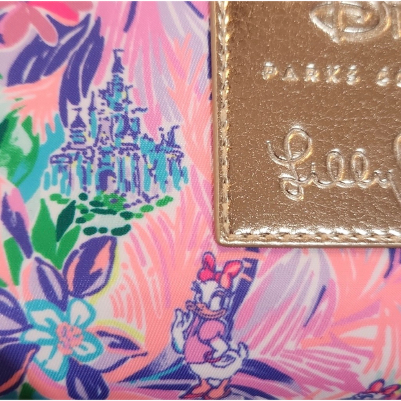 Disney X Lilly Pulitzer Crossbody Purse NWT - Picture 2 of 9